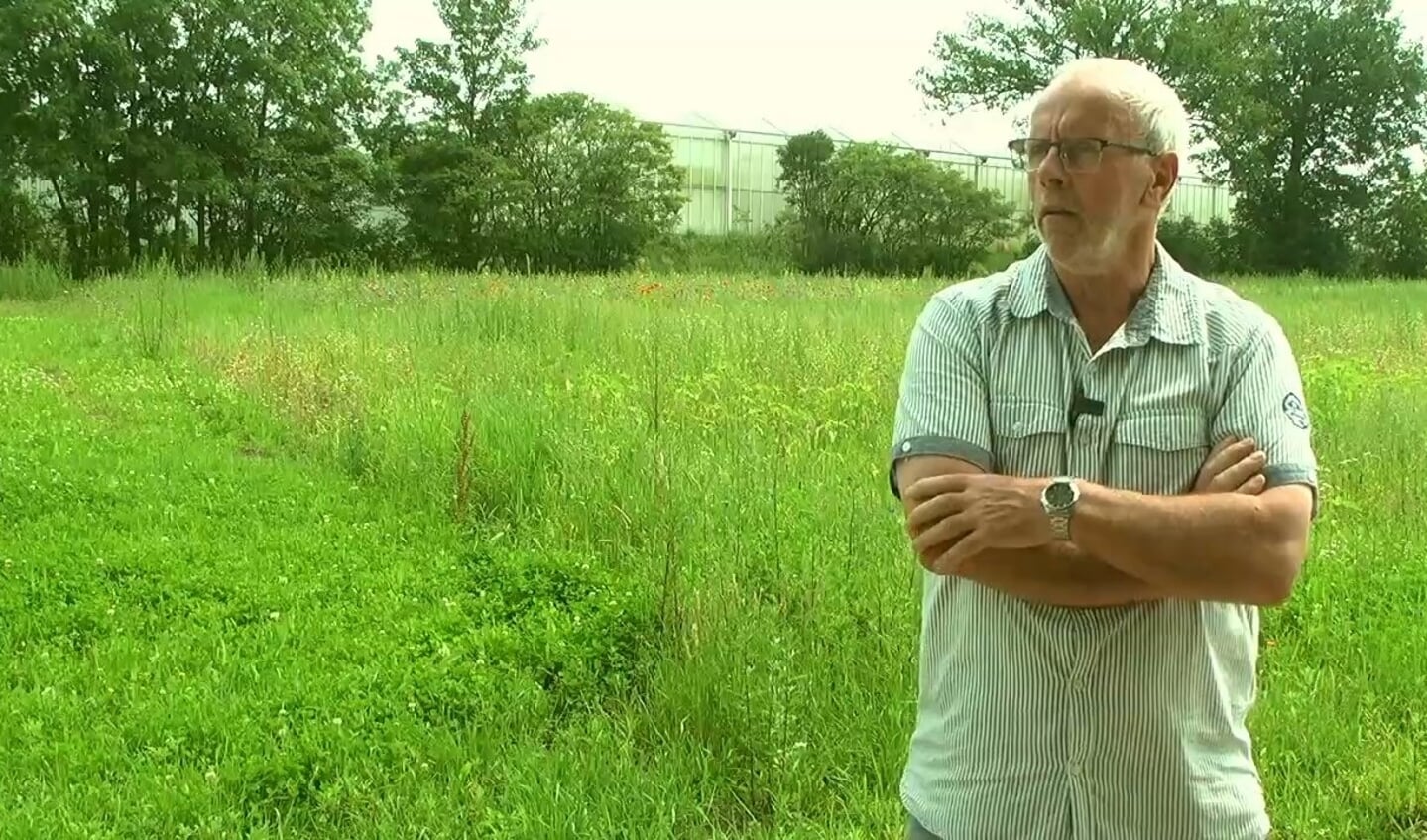 Herman Simmelink vertelt over hoe het natuurterrein Groot Deunk is ingericht. Foto: RTV Slingeland