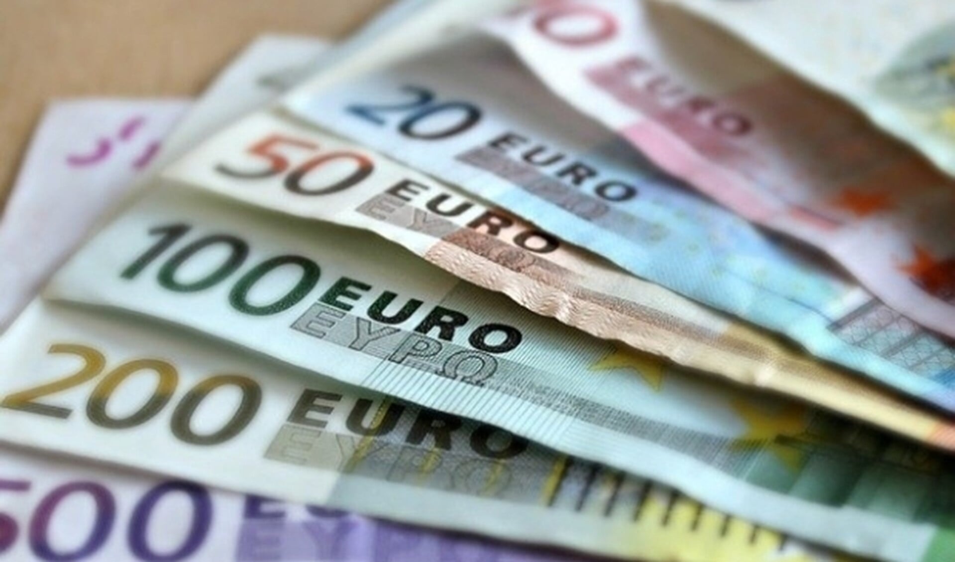 Euro's.
