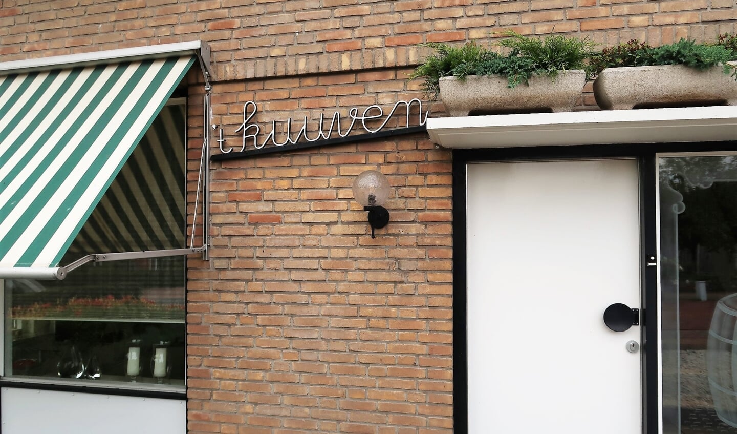 De voorzijde van de woning ('t kuuven) van Antoon te Vaarwerk in Lievelde. Foto: Theo Huijskes