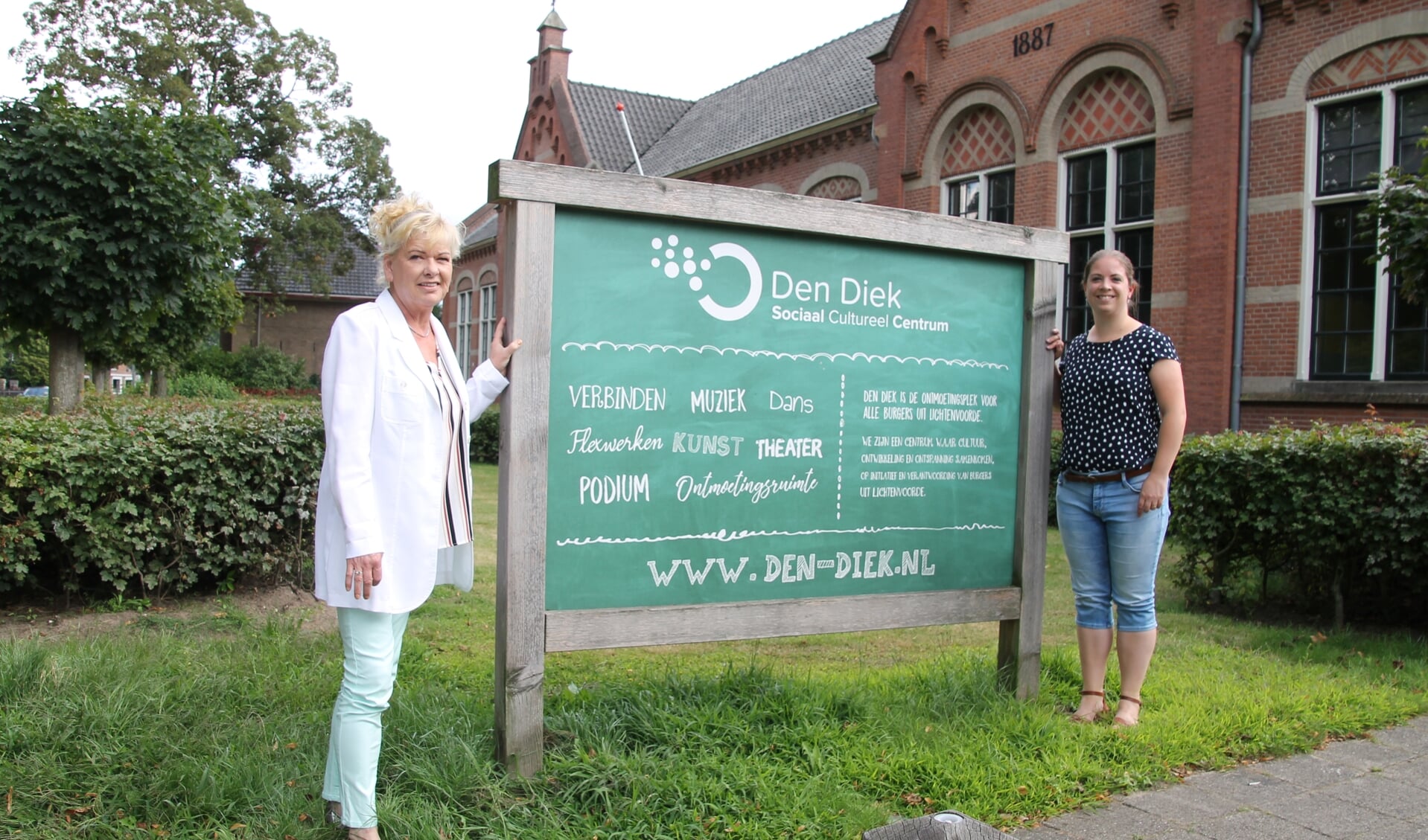 Ilse Klein Gebbinck (links) van Stichting Sunshine en Femke Dusseldorp van Den Diek. Foto: Annekée Cuppers