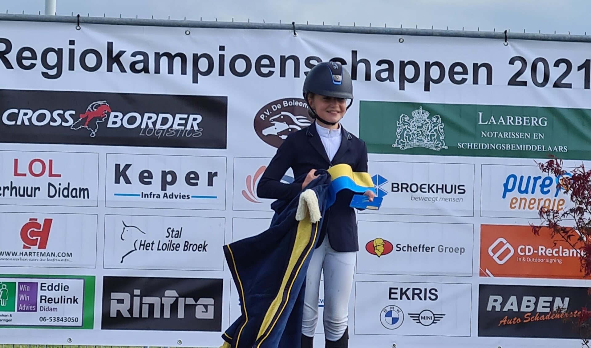Levi Heusinkveld behaalde met haar pony Tjiesto L.H. het fel begeerde kampioenslint. Foto: PR. 