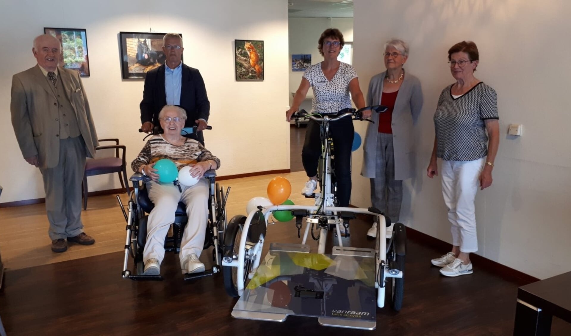 Een nieuwe rolstoelfiets voor De Molenberg. Foto: PR