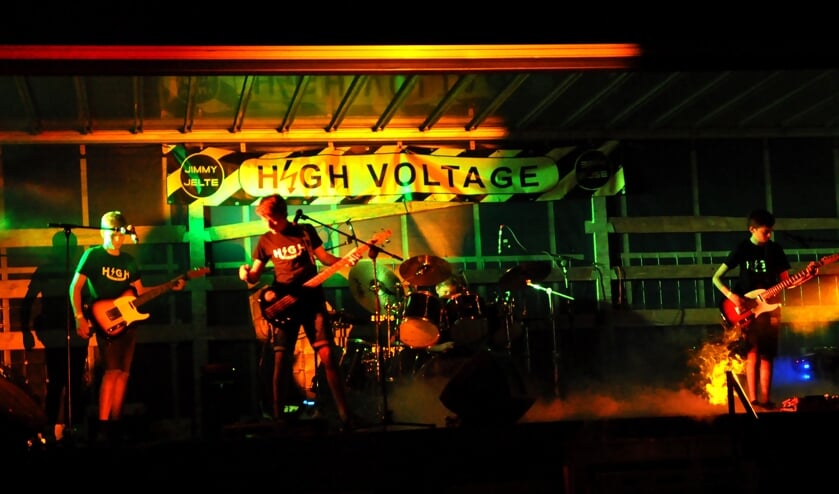<p>High Voltage speelde op Hessenbadpop. Foto: Pim Edelman</p>