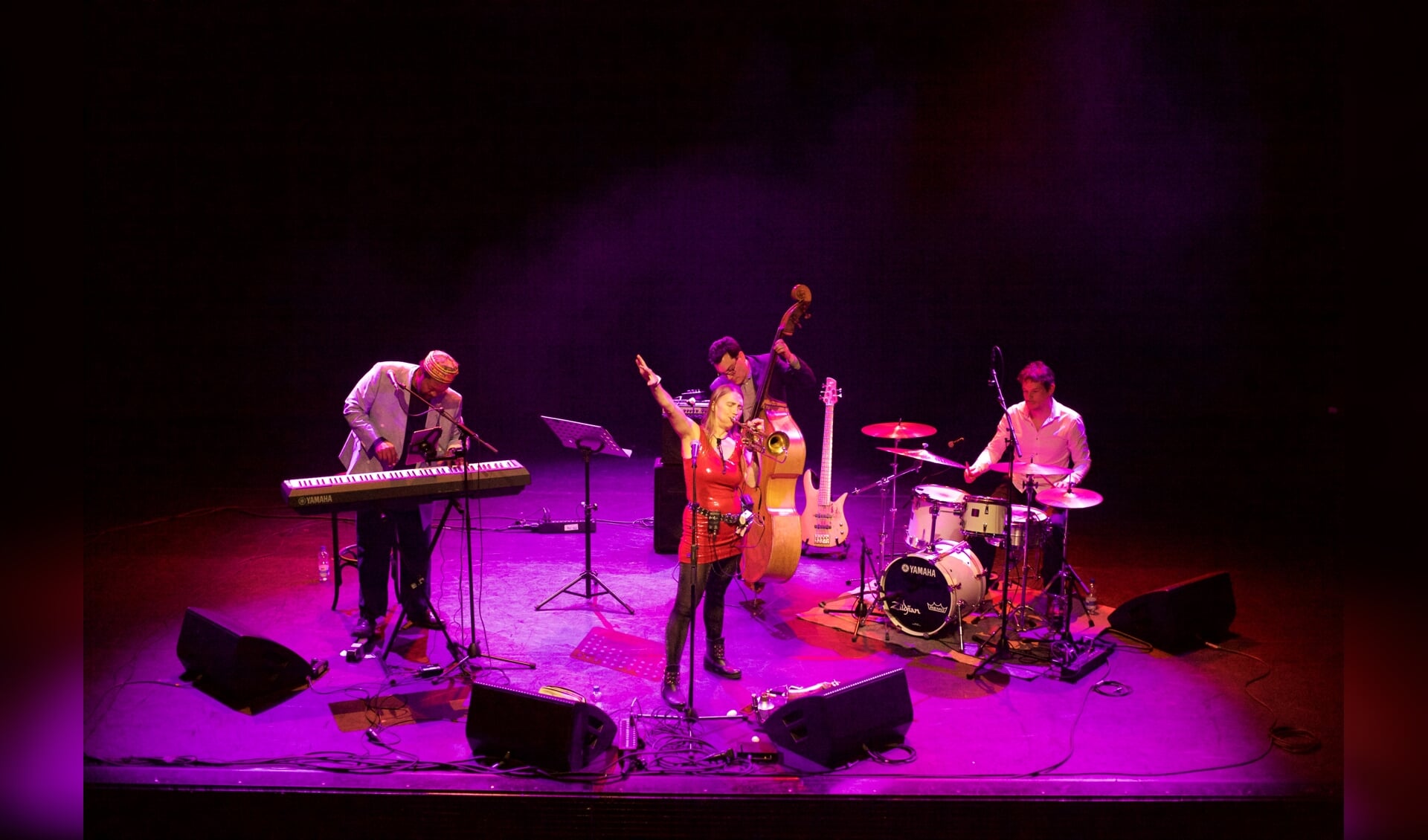 Saskia Laroo Quartet gaat 'electric' in Eibergen bij de aftrap van het Jazz Eibergen-seizoen. Foto: PR/Jazz Eibergen 
