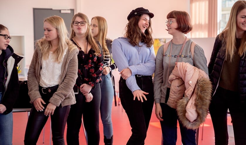 Leerlingen van beide kanten van de grens. Foto: Tessa de Geus