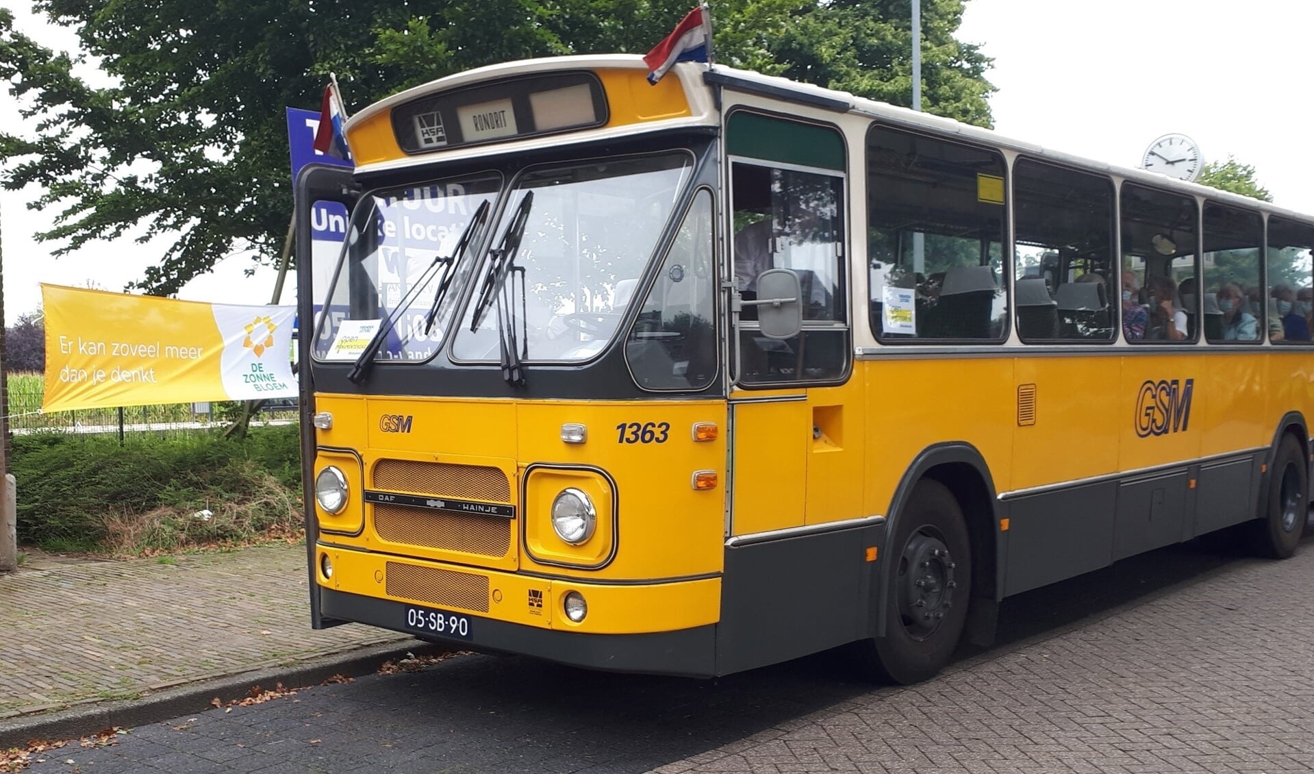 De tocht werd gereden met een oude GSM bus. Foto: PR