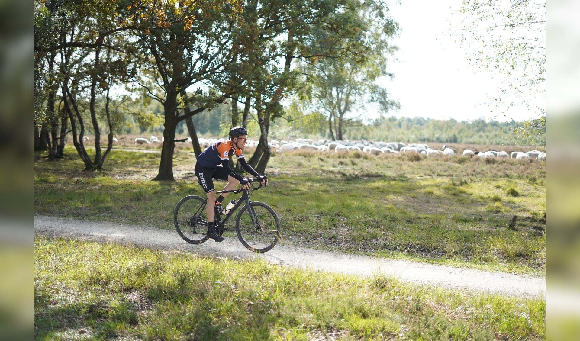 KCC EUregio Gravelride is een toertocht voor wielrenners en mountainbikers door Twente, Duitsland en de Achterhoek. Foto: Tess Kleinsman