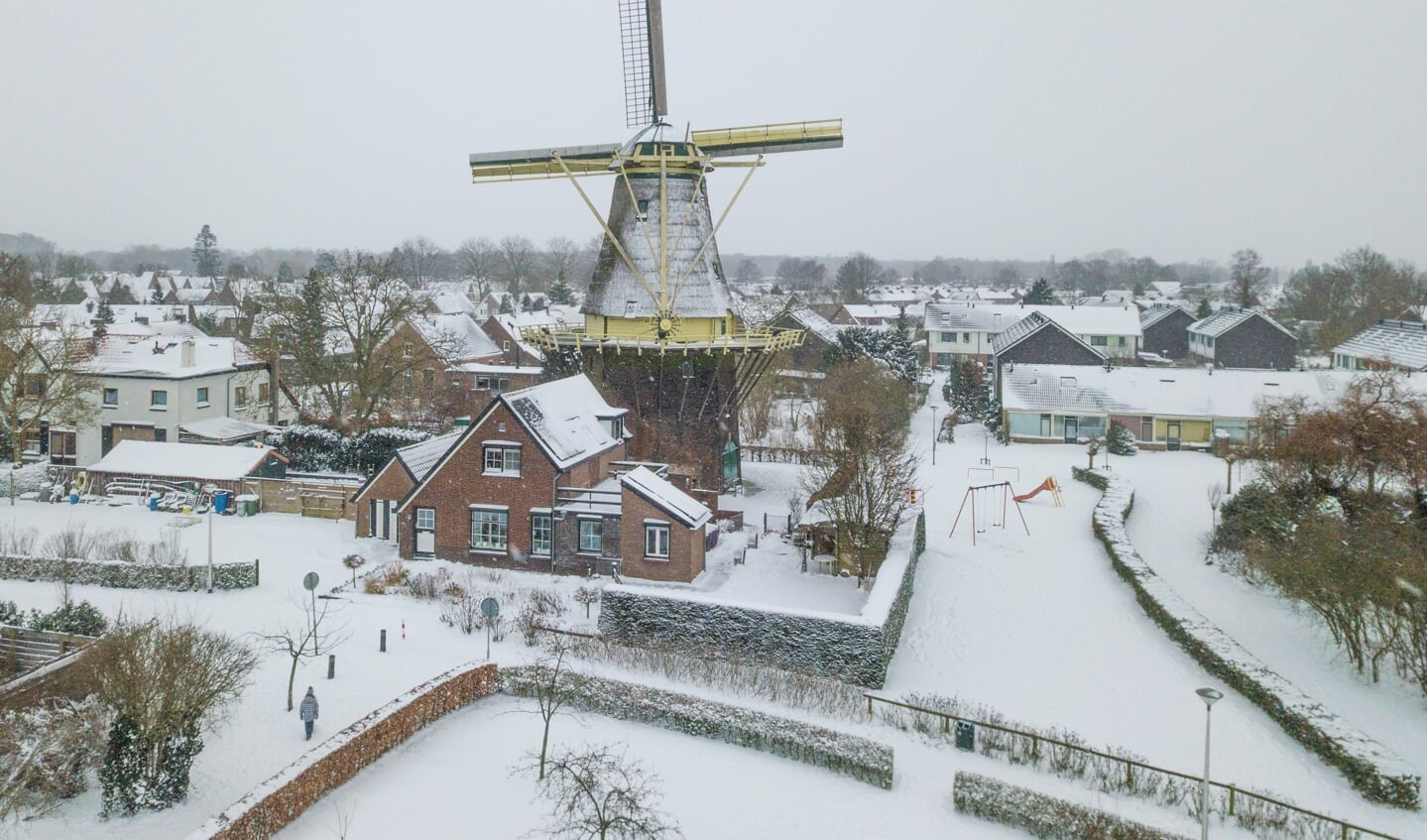 Derde prijs: molen in winterlandschap. Foto: Victor Bos 