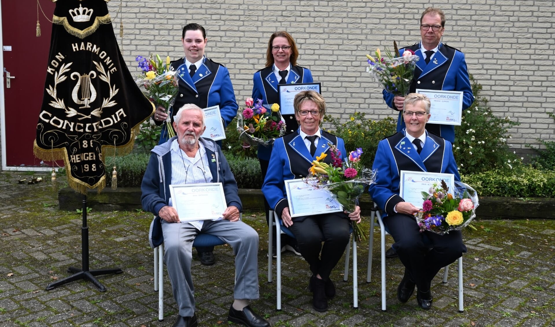 De jubilarissen van Koninklijke Harmonie Concordia. Foto: T. Roelofsen