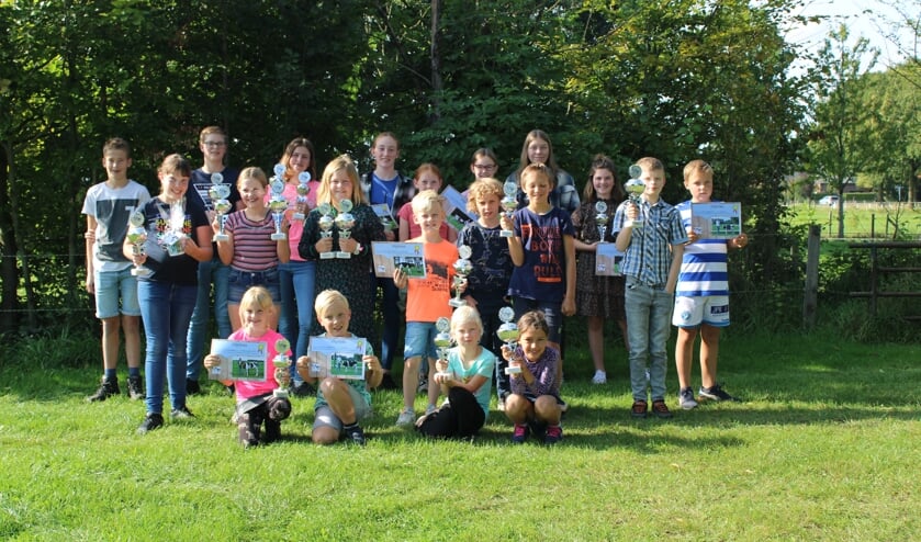 Deelnemers van de Kalveropfokkeuring Bronckhorst. Foto: KOC Bronckhorst