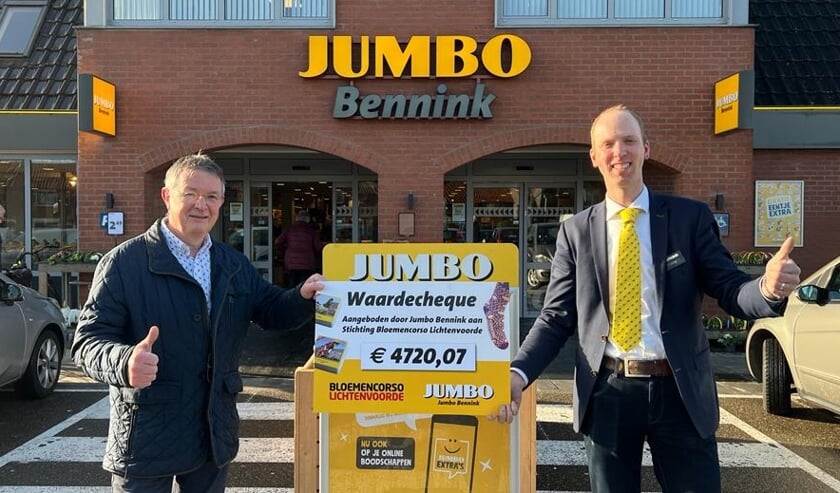 <p>Jerry Wopereis (rechts) overhandigt de waardecheque aan SBL-voorzitter Herman ter Haar. Foto: PR</p>