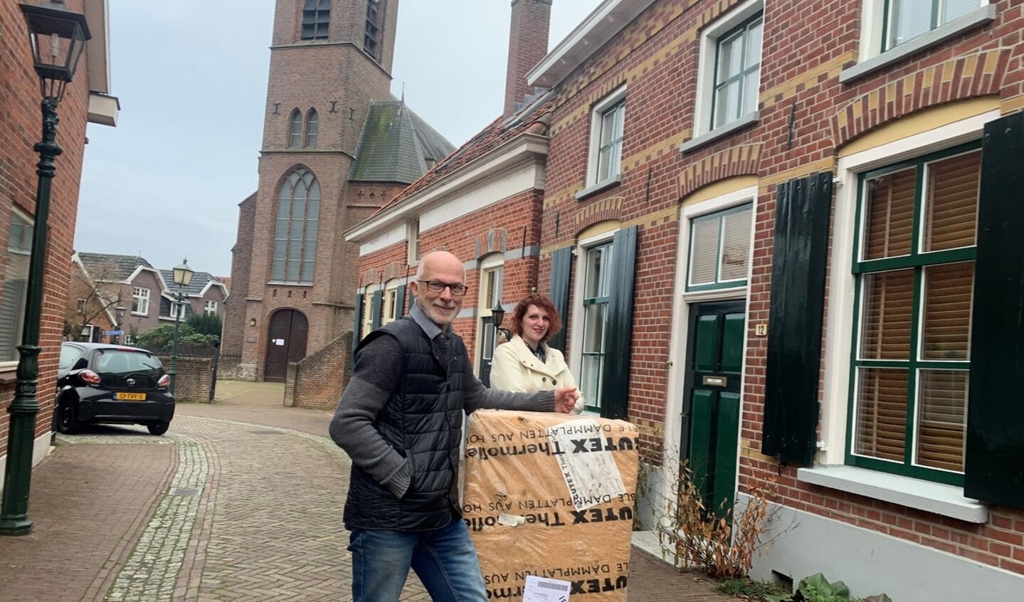 Esther en Bert met isolatie.