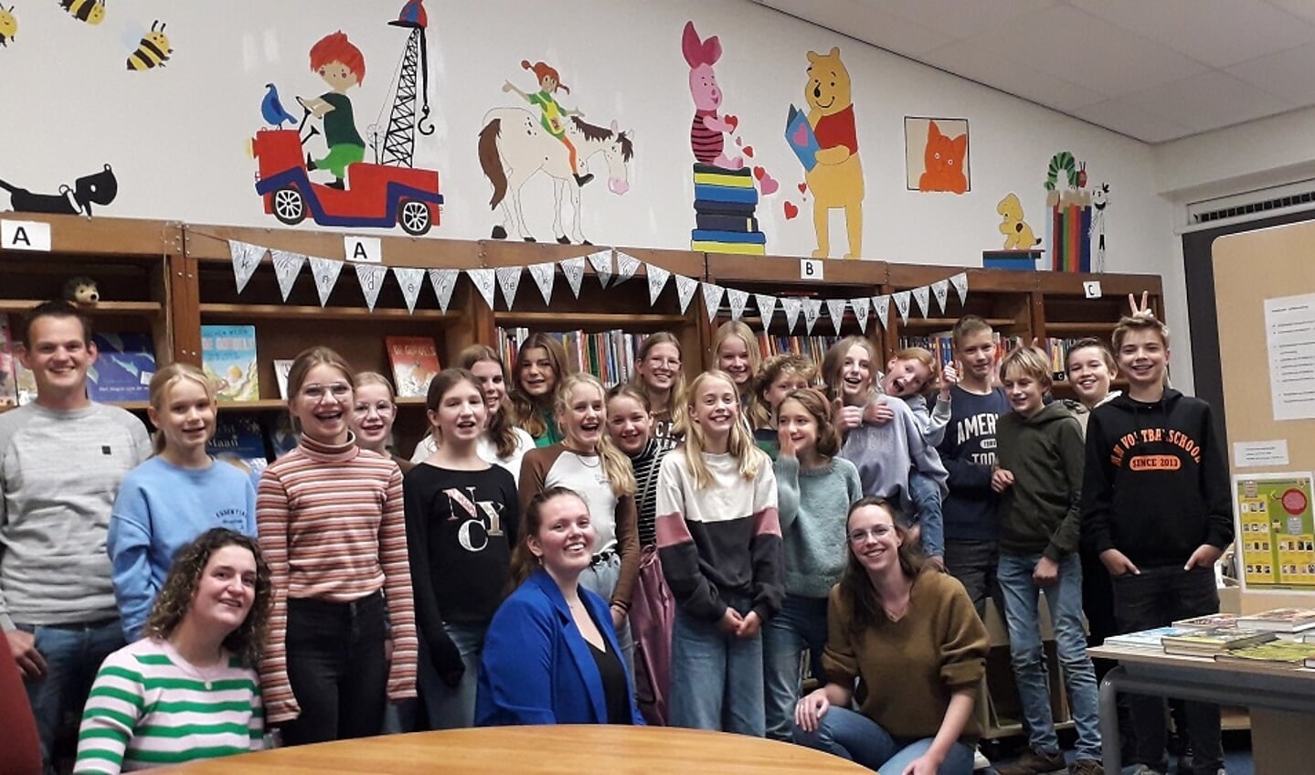 Jeugdclub in bibliotheek IJzerlo. Foto: PR