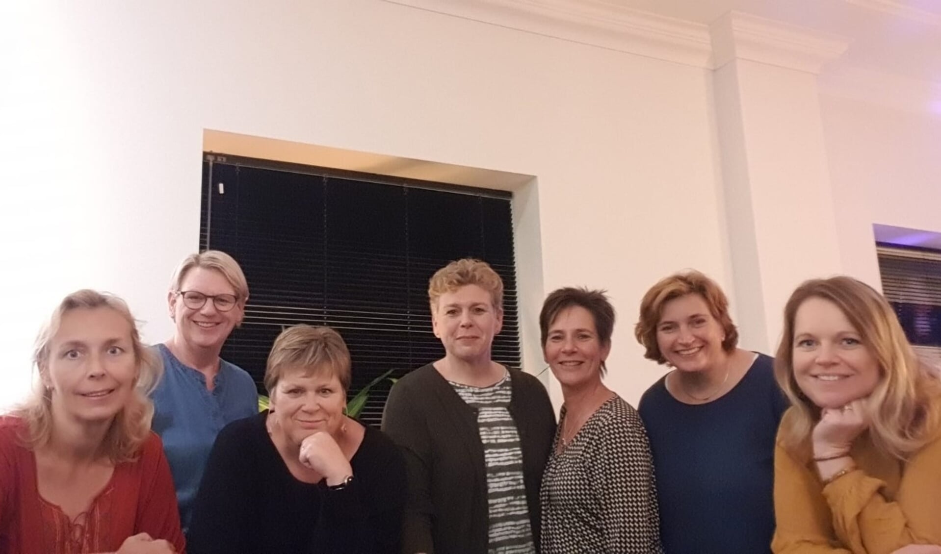 Voices of Joy met v.l.n.r. Gérike Terwel, Annette Vreeman, Mieke Eeltink, Heleen Hendriksen, Ellen Dankbaar, Ylse Abrahams, Joanne Grooten. Foto: PR 