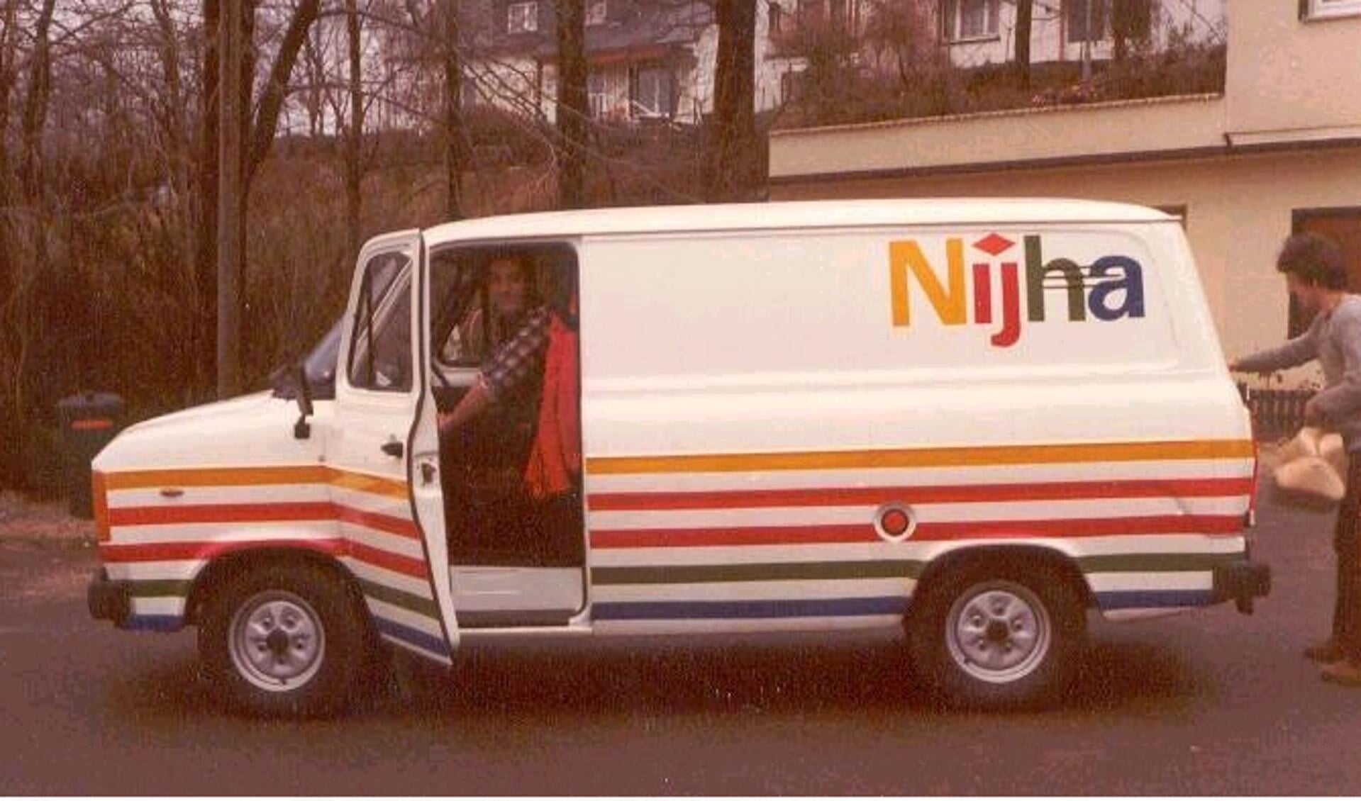 Oude servicebus van Nijha Lochem (foto: archief Nijha)