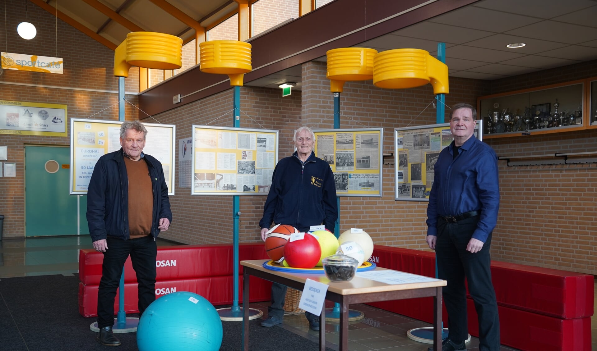 De sponsorcommissie, vlnr: Freek Diersen, Ben Maandag en Wim Wisselink. Foto: Frank Vinkenvleugel