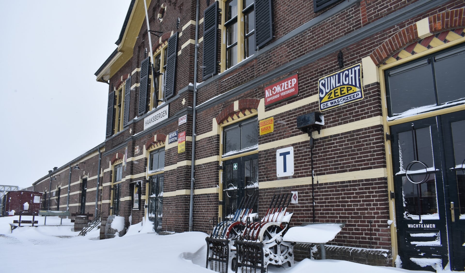 Station Haaksbergen in de sneeuw. Foto: PR