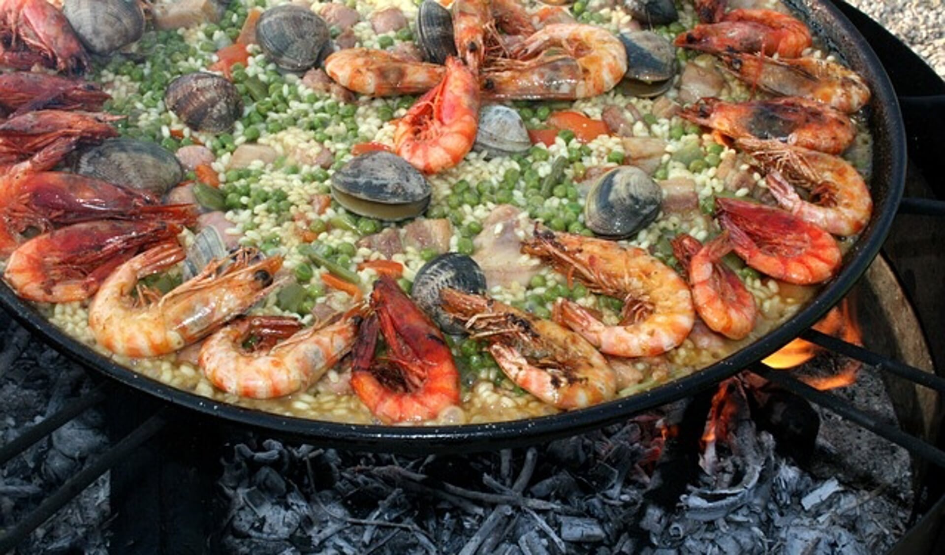 Paella is een typisch Spaans gerecht. Foto: EstudioWebDoce via Pixabay