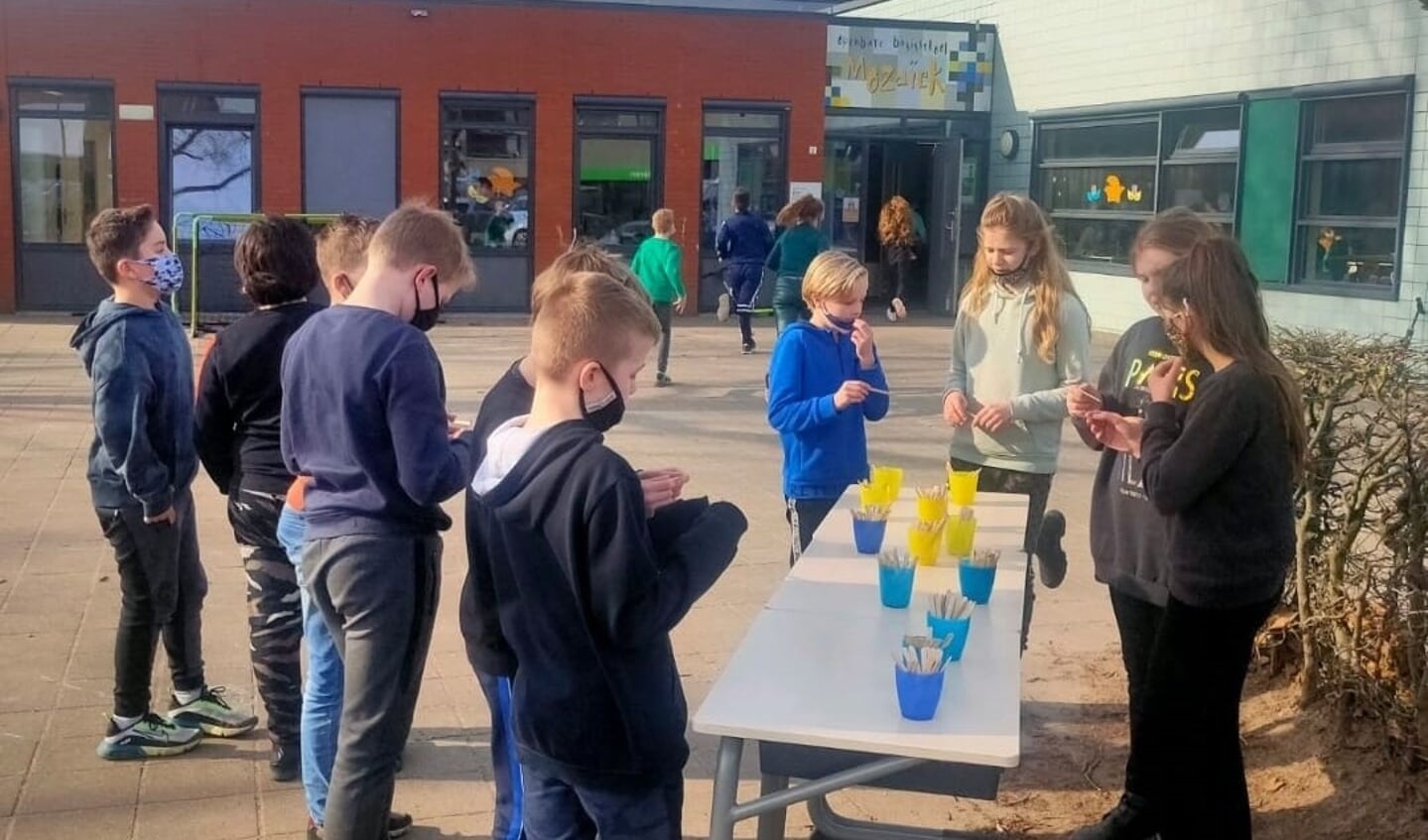 Leerlingen bewegend aan het leren. Foto: PR