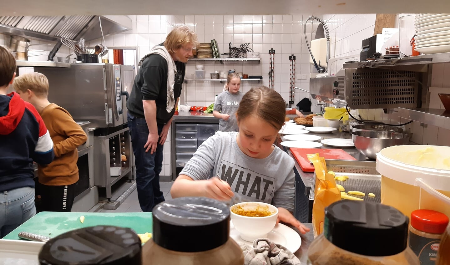 Leren koken bij Schiller met kok Jan. Foto: PR