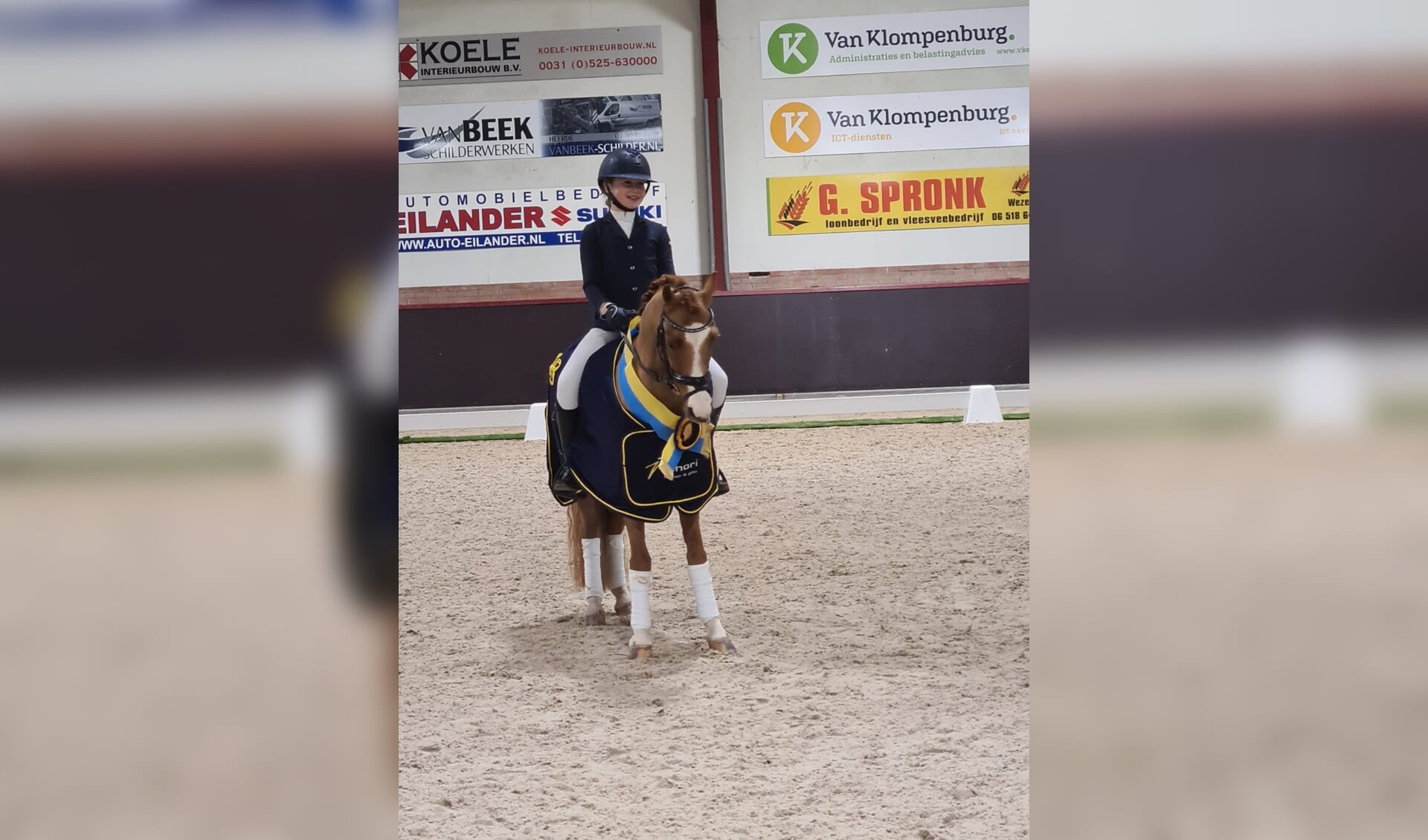Jet Gerritsen werd reservekampioen met haar pony Maarlen's Rhapsody in het B- springen. Foto: PR