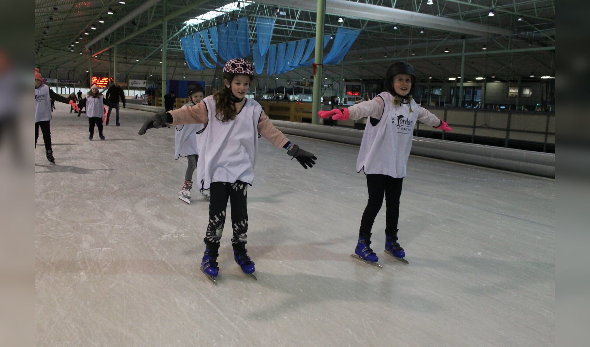 Leren schaatsen bij Sportfederatie Berkelland. Foto: PR