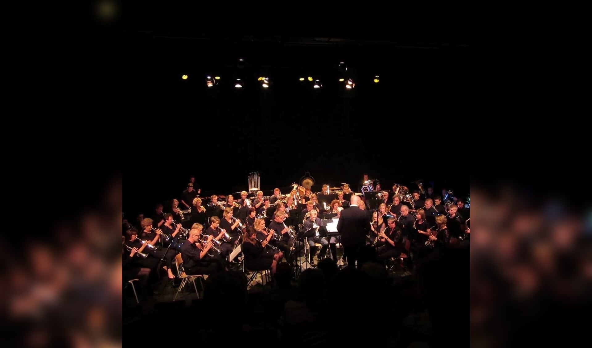 Achterhoeks Fanfare Orkest speelt nieuwe composities. Foto: Eva Wensink