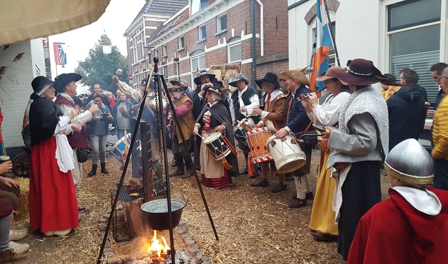 Informatie en kledingbeurs Slag om Grolle bij De Mattelier Cultuur