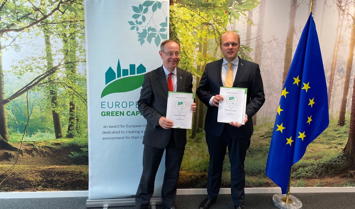 Burgemeester Bengevoord en  Deputy Director-General Child van de Europese Commissie tekenden op 19 mei in Brussel een intentieverklaring om de afspraken hierover vast te leggen. Foto: PR