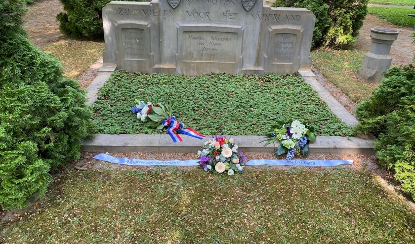 Het monument op de begraafplaats te Zutphen. Foto: PR
