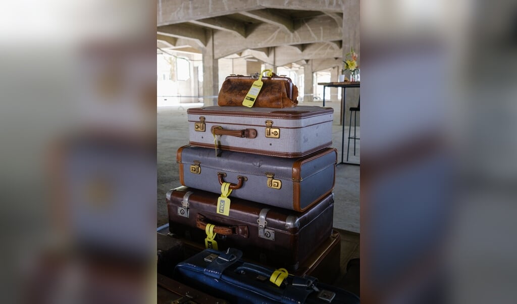 Luggage full of travel stories donated to FENIX Museum