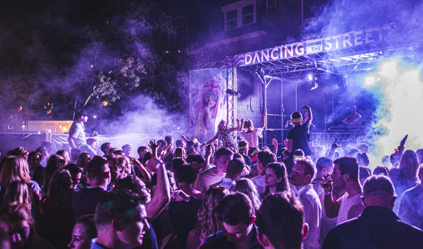 Dancing in the Street. Foto: Lawrence Mooij
