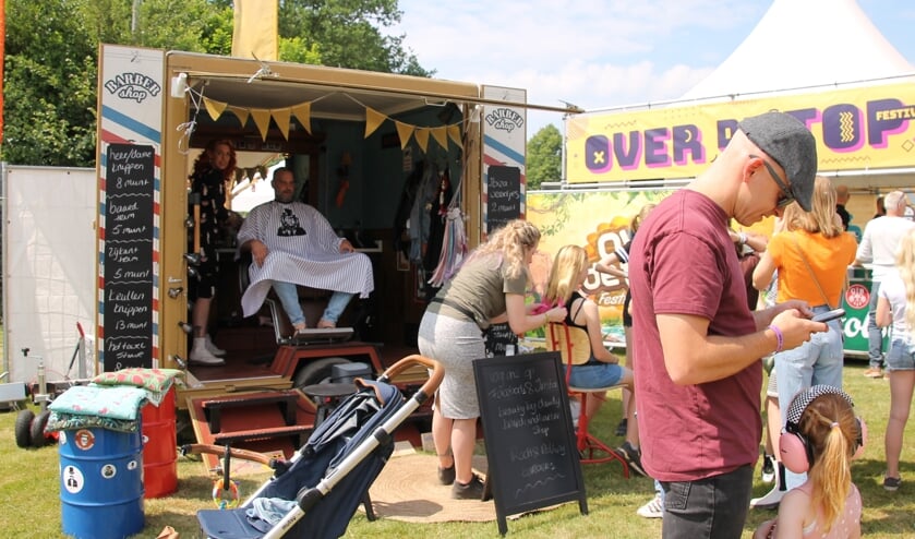 Bij de barbier op Over de Top festival
