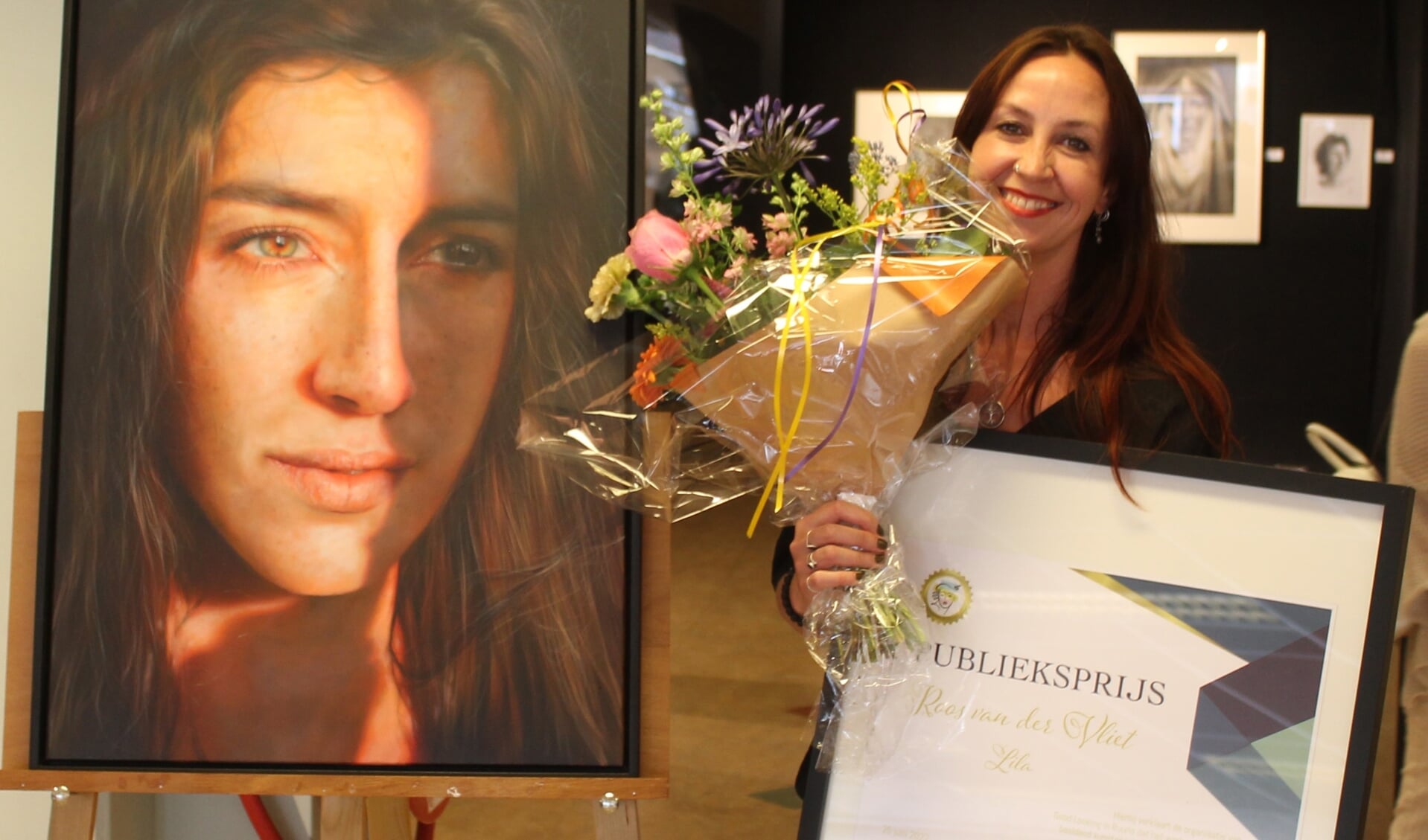 Het portret ‘Lila’ van portretkunstenaar Roos van der Vliet kreeg de meeste stemmen. Foto: PT