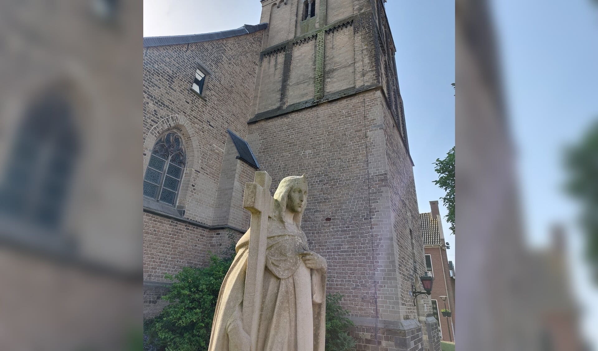De heilige Helena bij de Oude Helenakerk. Foto: Karin Stronks