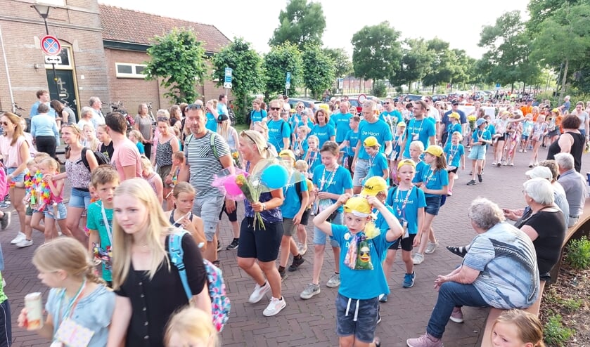 Intocht avondvierdaagse feestelijke happening. Foto: Karin Stronks