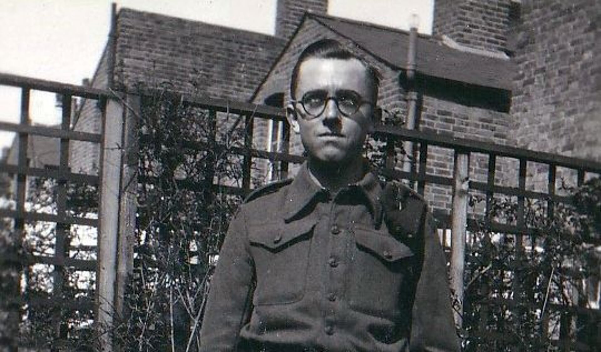Rifleman Kenneth William Warren (22) van het 12th Battalion Kings Royal Rifle Corps sneuvelde bij de bevrijding van Silvolde. Foto: familiearchief