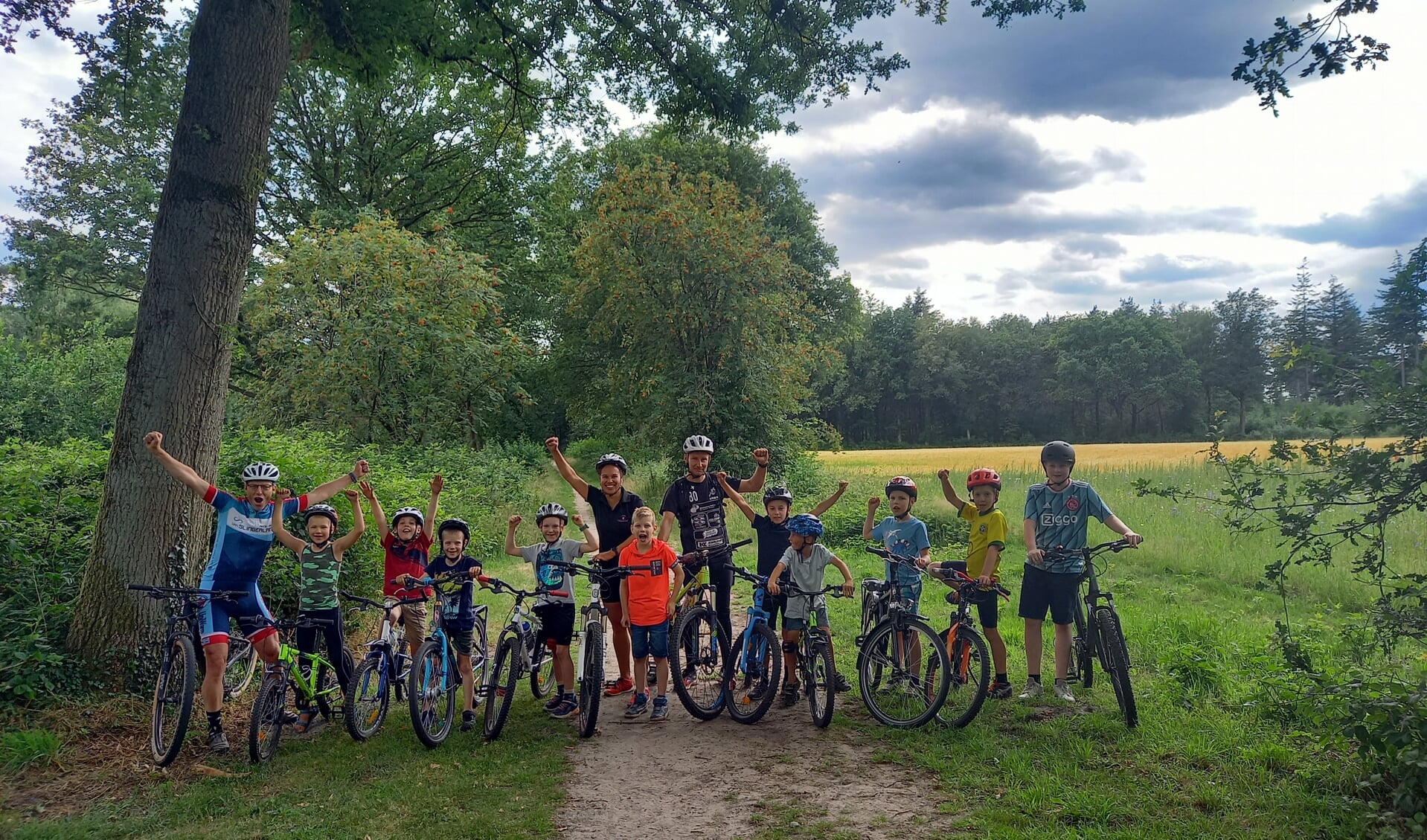 Kinderen beleven veel plezier aan mountainbike-clinics | Het laatste nieuws uit Vorden omgeving