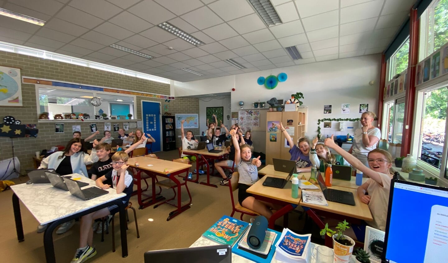 Groep 8 De Rank Lochem wint derde prijs Jeugdkrakercompetitie. Foto: PR