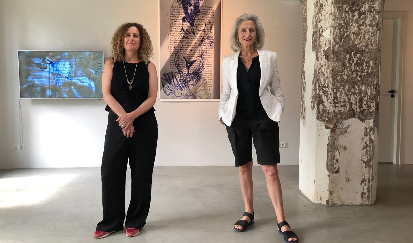 Ruthi Helbitz Cohen (l) en Diana Blok. Foto: Emy Vesseur