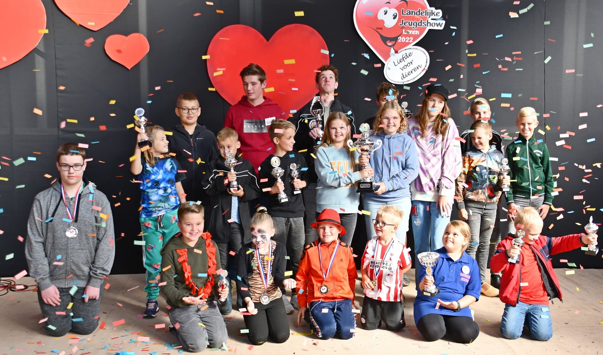 Alle prijswinnars van de landelijke jeugdshow. Foto: Theo Janssen 