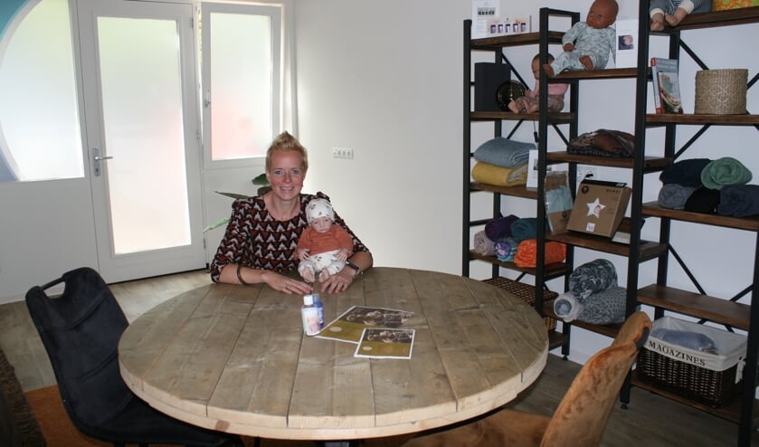 Judith Taken in haar babypraktijk. Foto: Dinès Quist
