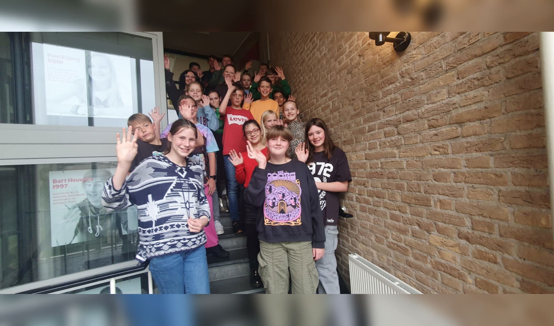 Rechts vooraan op de foto: Benthe. Foto: PR