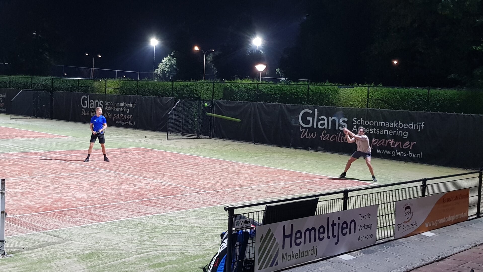 Jesse Hesselink en Joep Hippmann in actie in de HD6. Foto: G. Verbeek