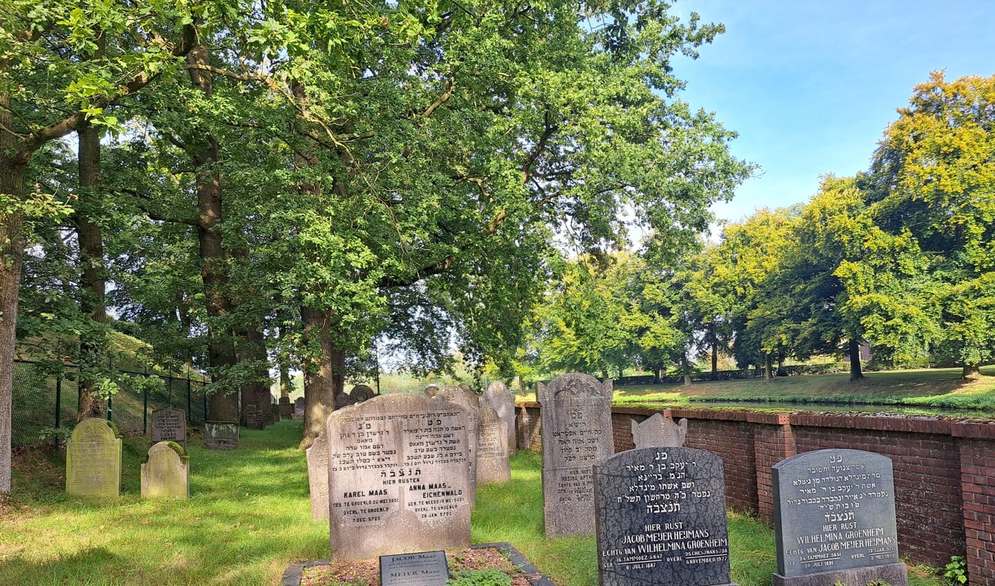 De historische joodse begraafplaats in Groenlo. Foto: Kyra Broshuis