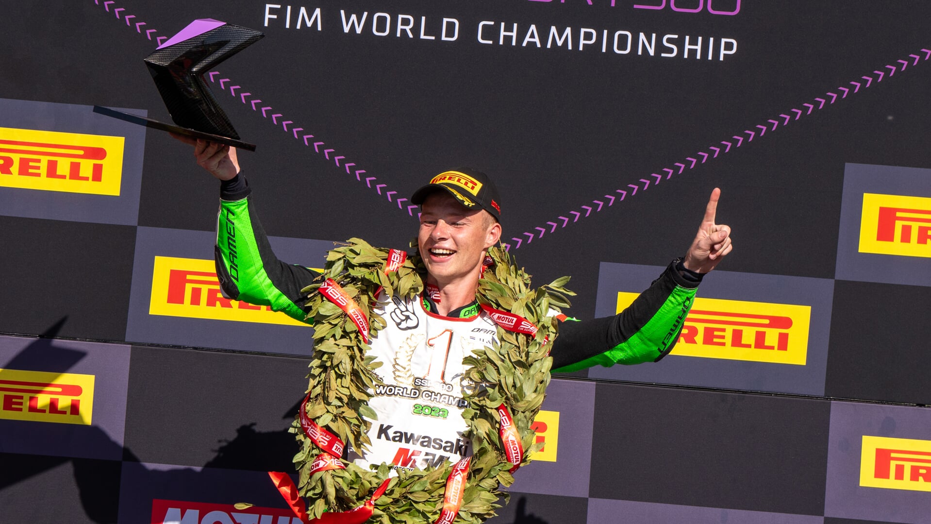 Wegracecoureur Jeffrey Buis wereldkampioen in de FIM World Supersport 300 Championship. Foto: Randy van Maasdijk