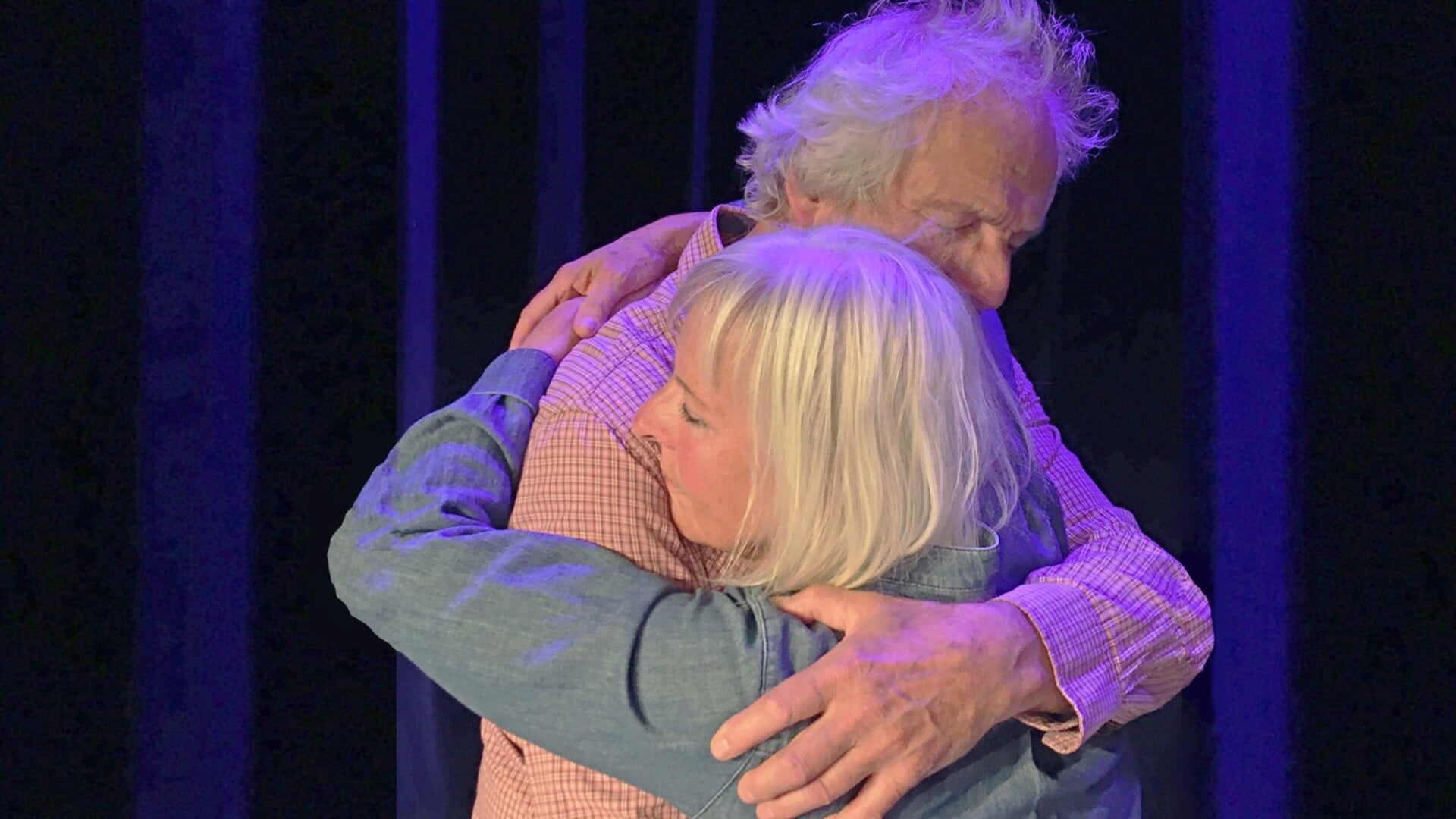 Theater Aan De Lijn speelt scènes uit het dagelijks leven van Wim en zijn partner Mia, die dementie heeft. Foto: PR
