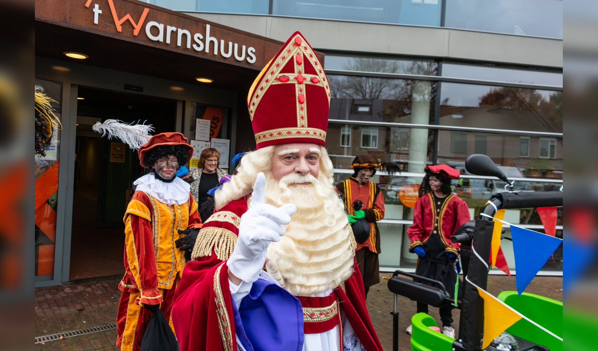 Sinterklaas en zijn Pieten komen weer op bezoek in Warnsveld! Foto: Achterhoekfoto.nl/Henk Derksen