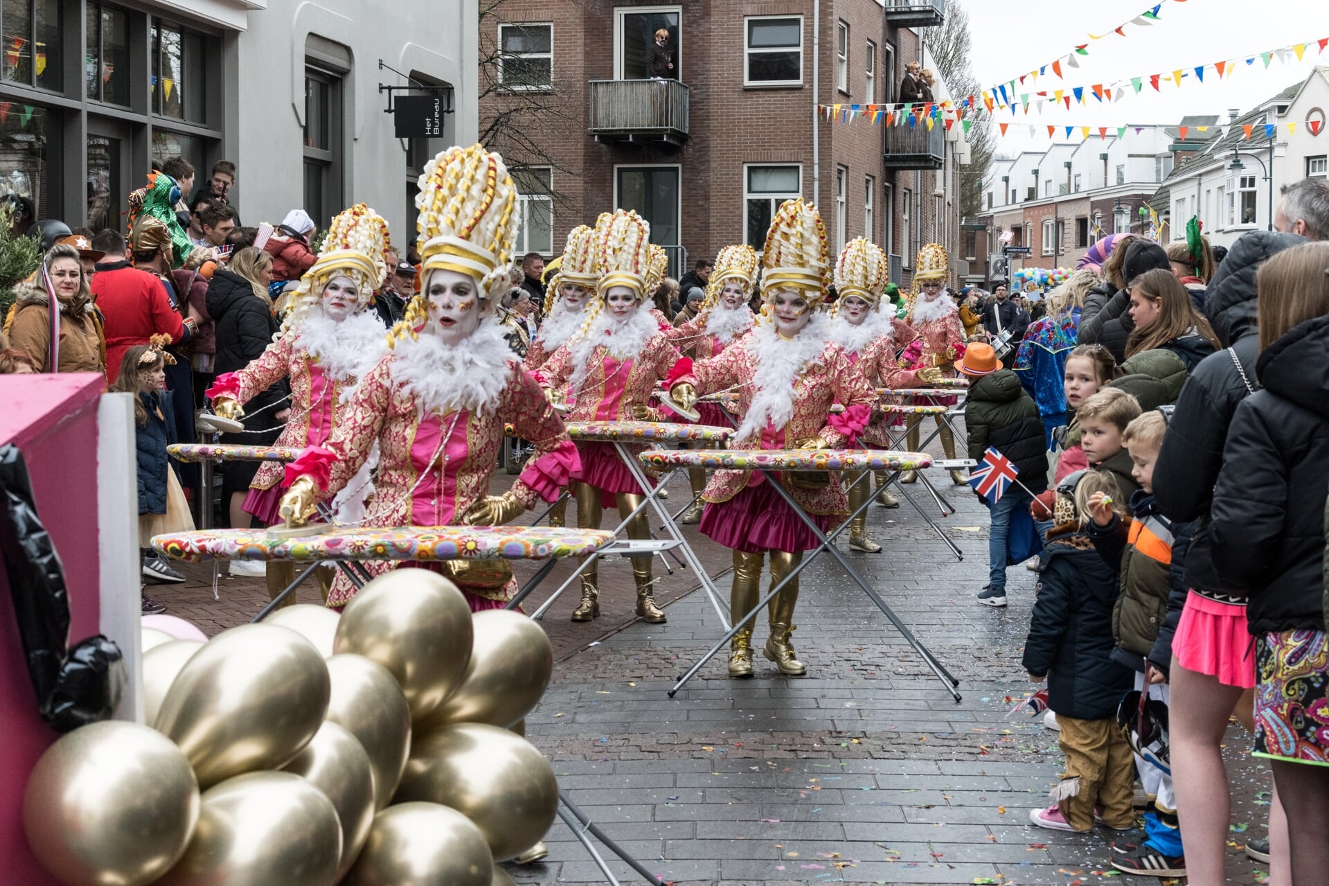 Carnavalsoptocht Groenlo LIVE Bij ZSOM | Cultuur - Achterhoeknieuws.nl