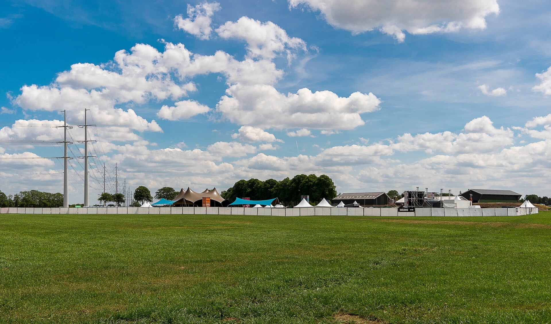 Dit jaar geen tenten in de wei voor Hemelvaartfeesten. Foto: Henk van Raaij